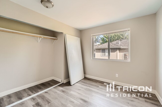 Building Photo - 24712 234th Way SE