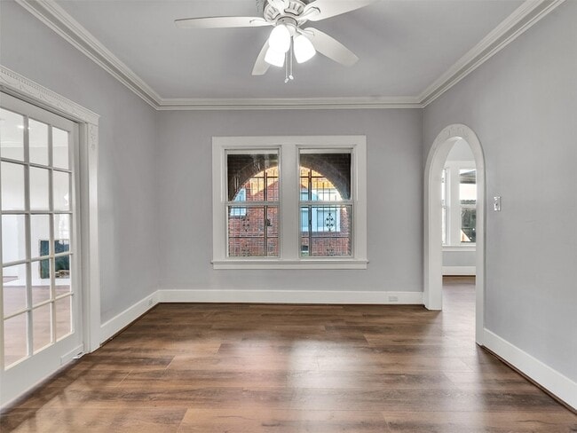 Building Photo - 4625 Bell St