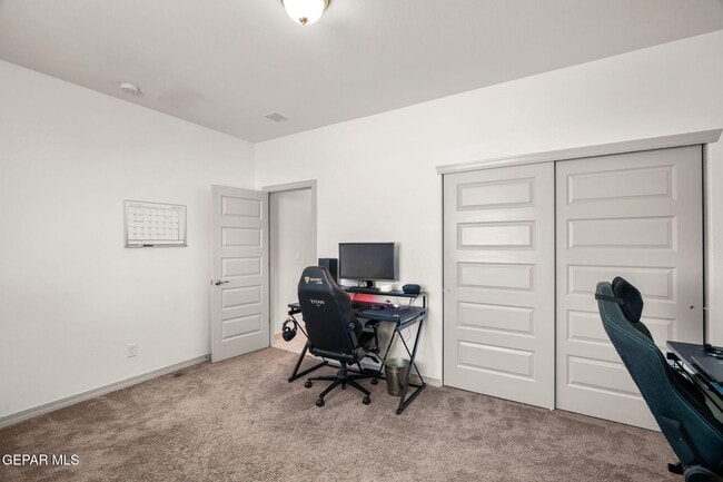 Building Photo - 908 Crystal Deer Dr