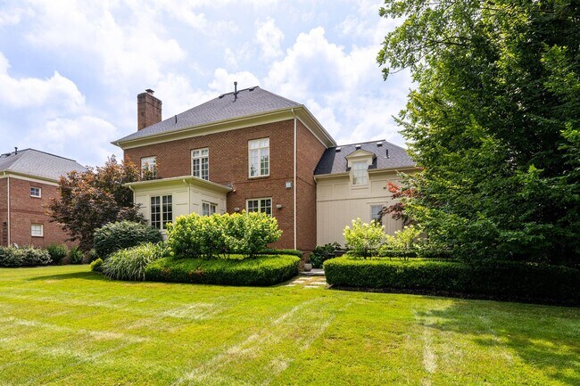 Building Photo - 7200 Ashcombe Ct