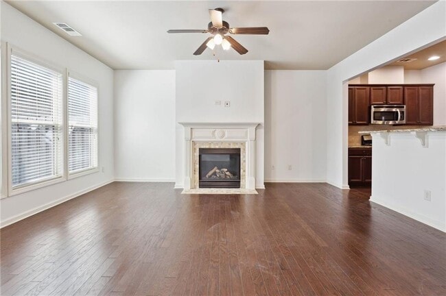 Building Photo - 655 Township Cir