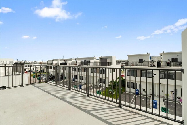 Building Photo - 26126 SW 146th Ct