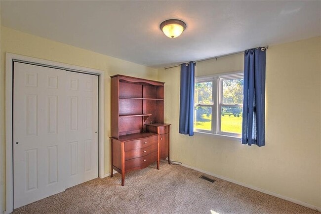 Building Photo - 11 Nolen Dr