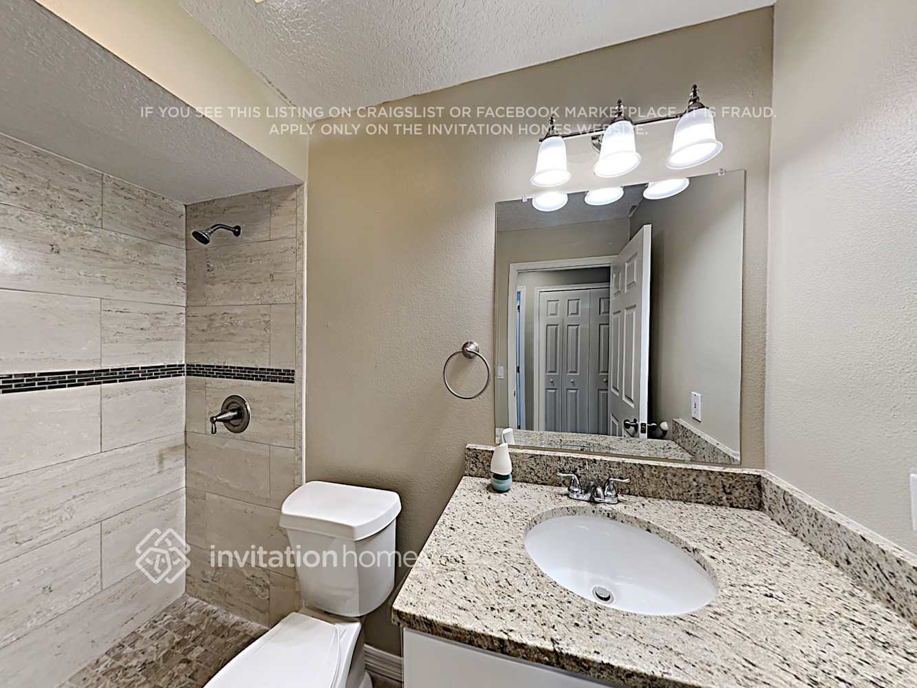 Building Photo - 3839 Regents Way