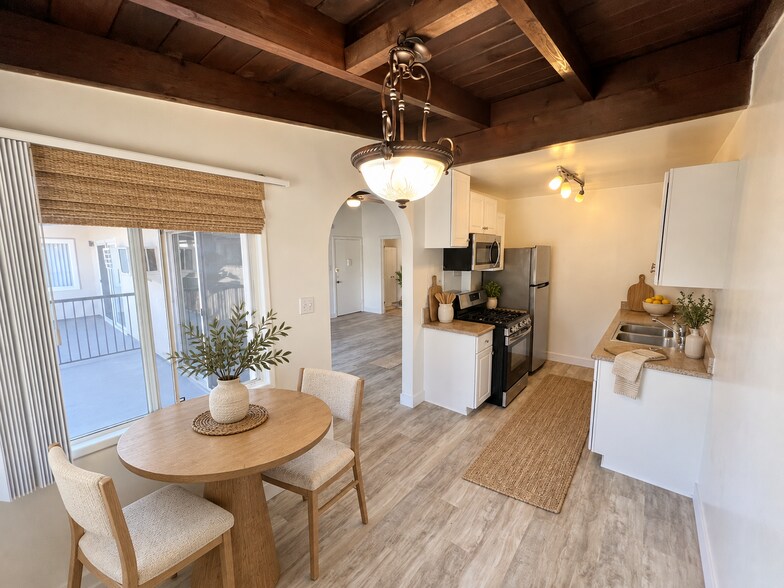 Building Photo - 3608 Keystone Av