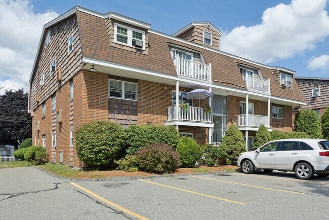 Building Photo - 244 Mt Vernon St