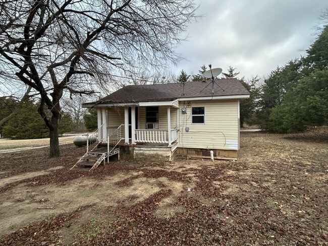 Building Photo - 18549 County Rd 1500