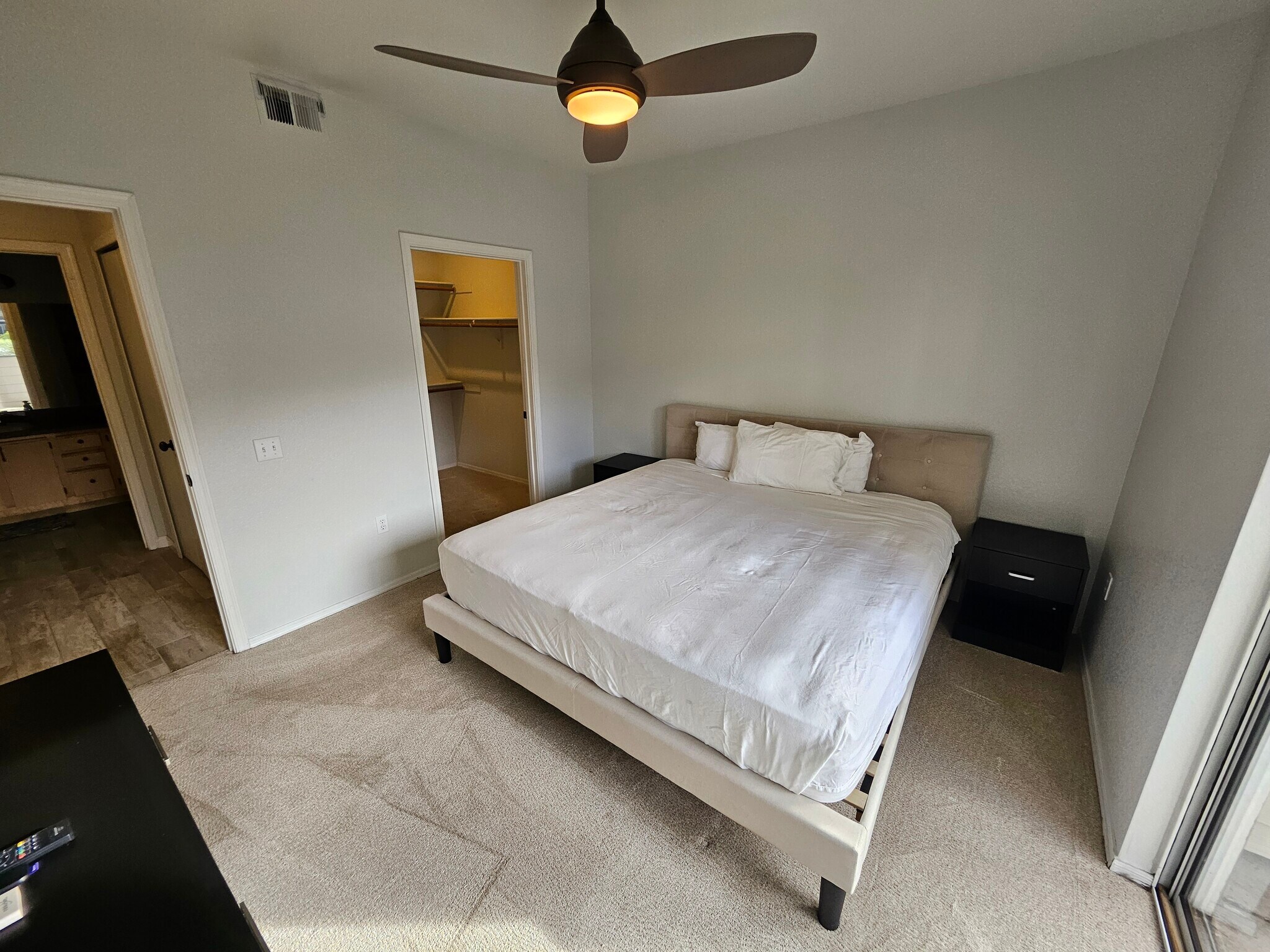 Building Photo - 4343 E Soliere Ave