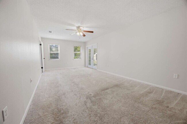 Building Photo - "Charming 4-Bedroom Shalimar Retreat- Power Included With Rent!"