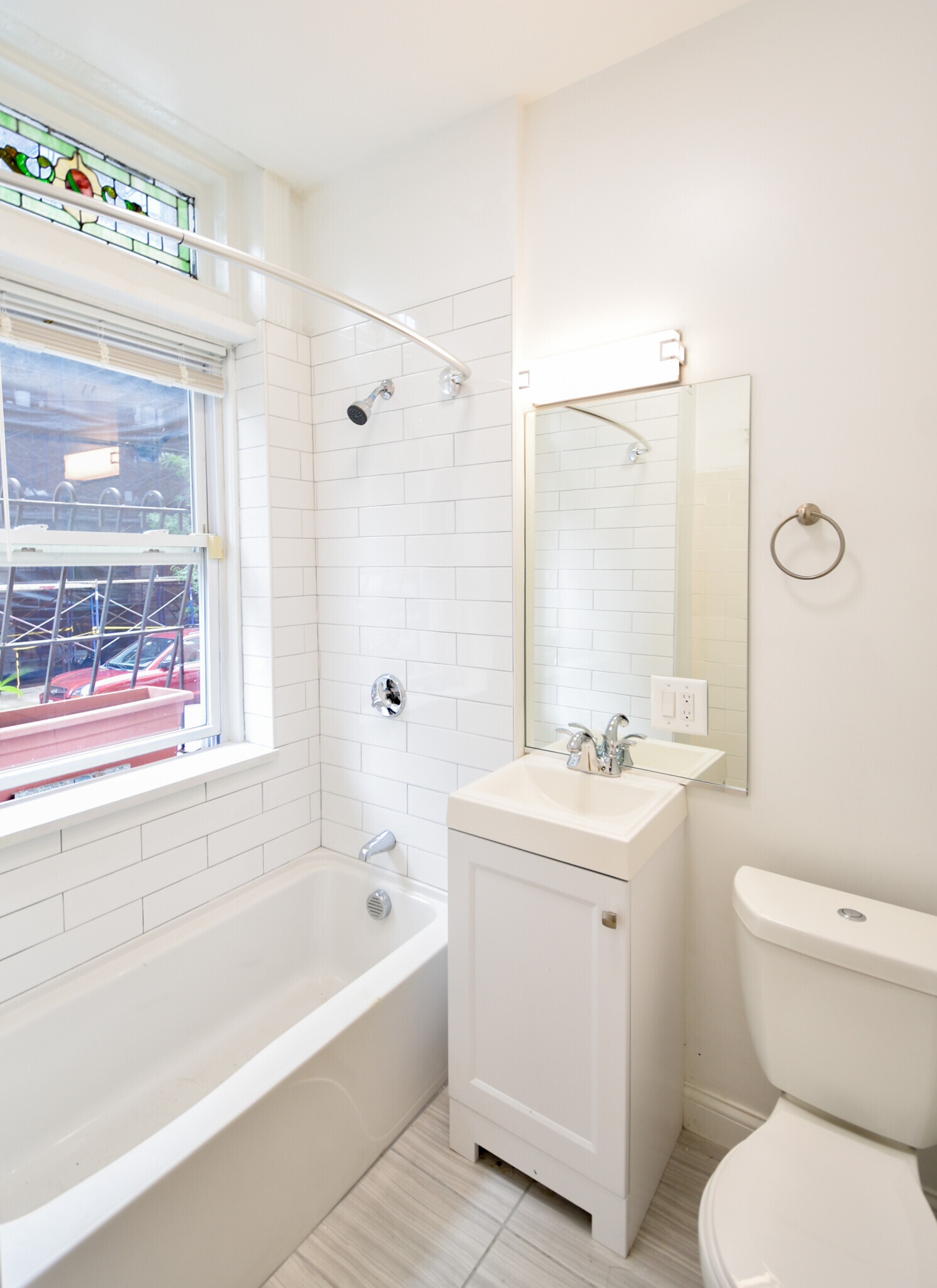 Building Photo - 128 Hemenway St
