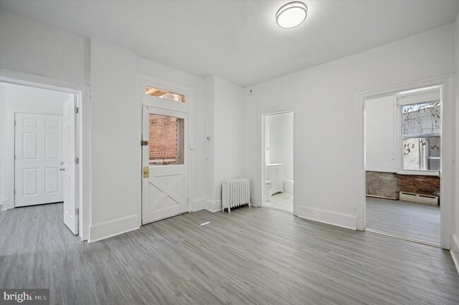 Building Photo - 3645 Indian Queen Ln