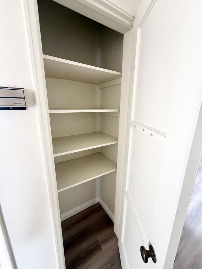 Building Photo - Spacious Monterey Park Home with Large Lot