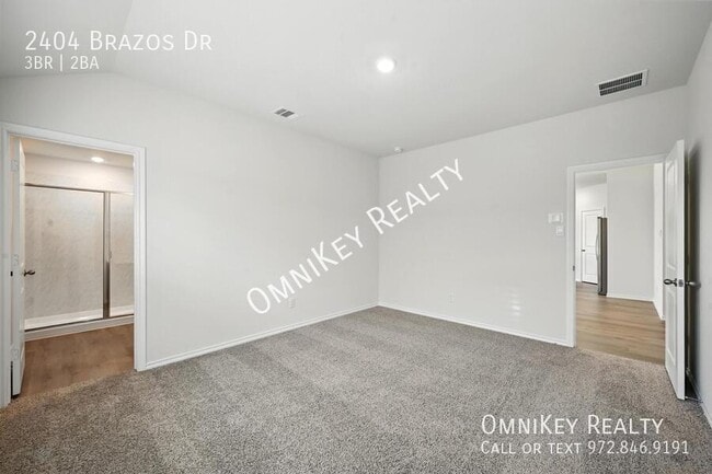 Building Photo - 2404 Brazos Dr