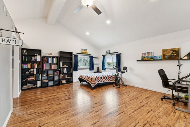 Building Photo - Spacious 4 Bed + Bonus | 3 Bath | 2,760 Sq Ft | Star, Idaho
