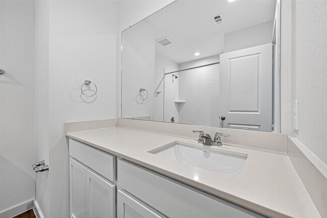 Building Photo - 4215 Russet Elm Ln
