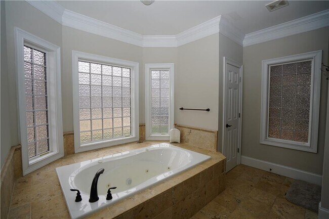 Building Photo - 3022 Canton Pines Pl
