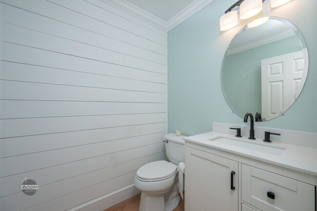 Building Photo - 11519 Discovery Park Dr
