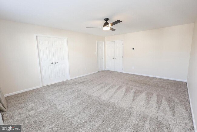 Building Photo - 23305 Hyacinth Ln