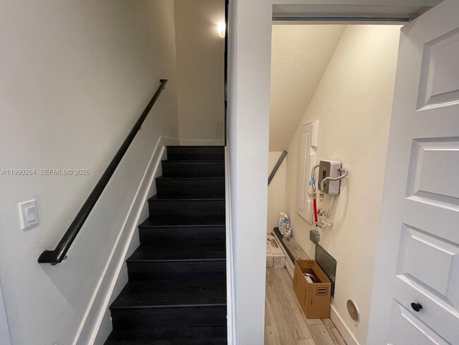 Building Photo - 4700 NW 84th Ave