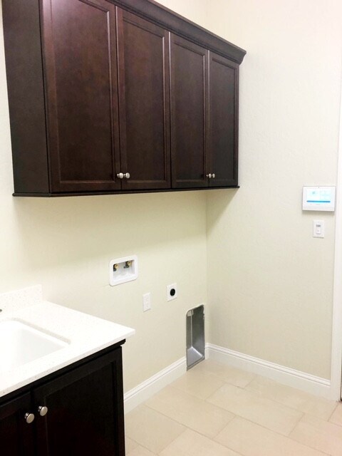 Building Photo - New Granville Home For Rent in Clovis