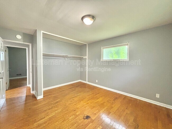 Building Photo - 3009 W Michigan Ave