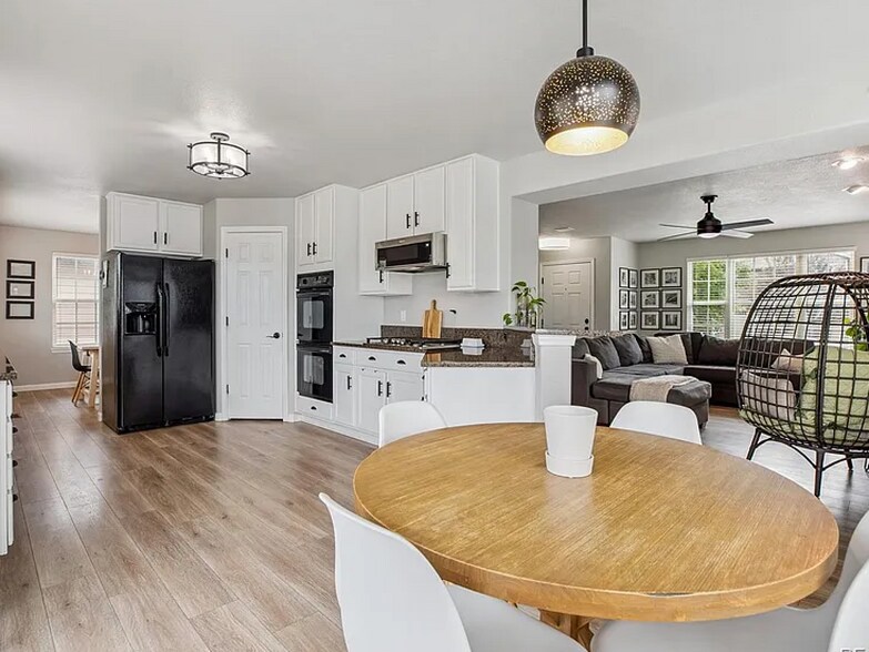 Building Photo - 3266 Willowrun Dr