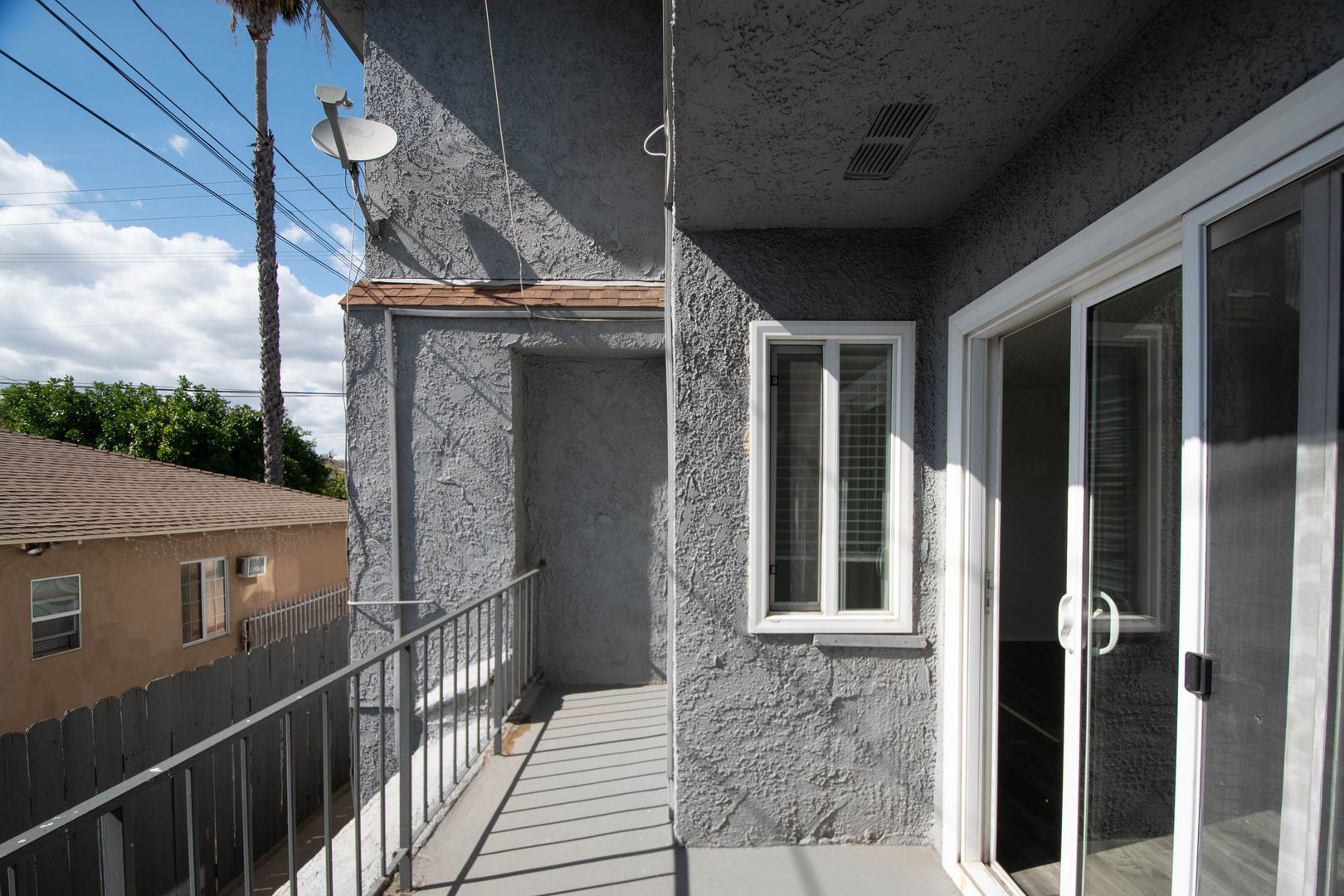 Building Photo - 13800 Sherman Way