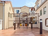 Building Photo - 44 Coronado St