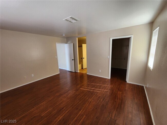Building Photo - 5012 River Splash Ave