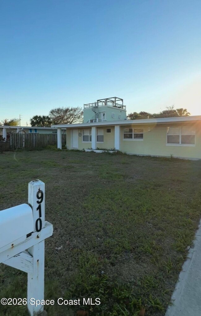 Building Photo - 910 S Orlando Ave