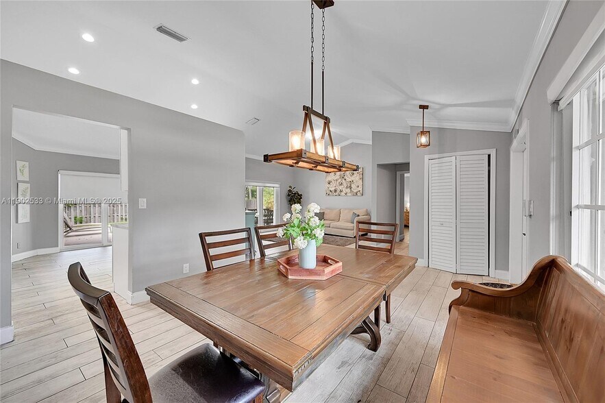 Building Photo - 9841 SW 1st St