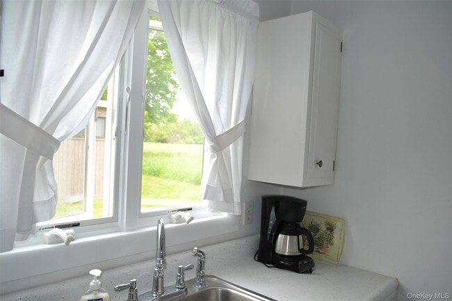 Building Photo - 34 E Hampton Sag Harbor Turnpike