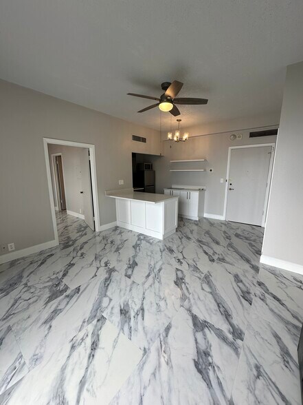 Building Photo - 2109 Bayshore Blvd