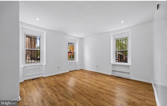Building Photo - 3800 Spring Garden St