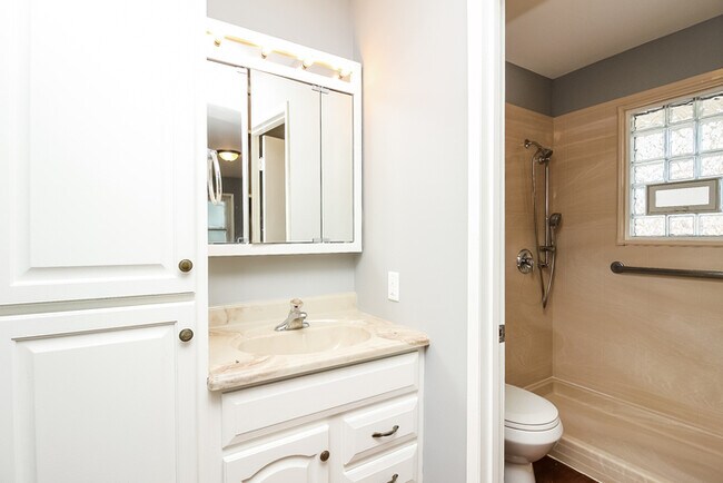Building Photo - 1632 NW 67th Terrace