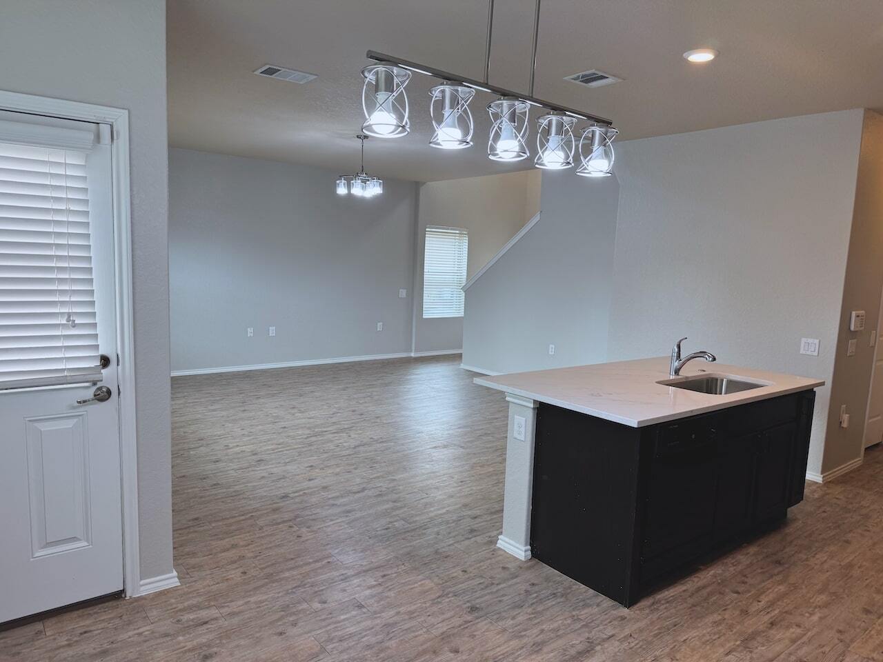 Building Photo - 7130 Cozy Run