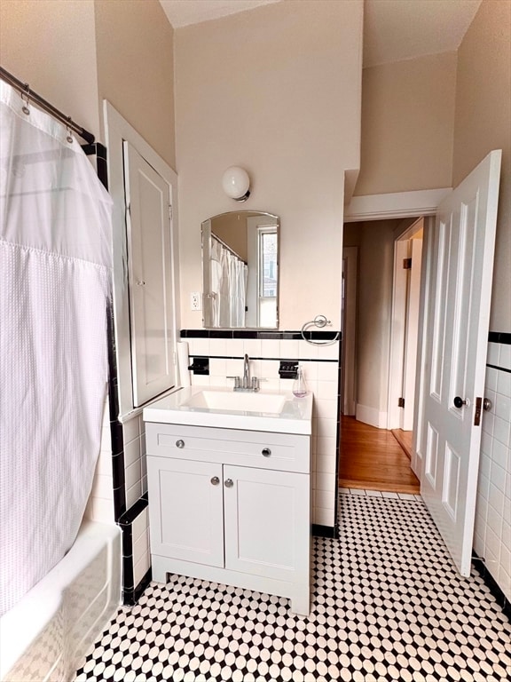 Building Photo - 209 Walnut St