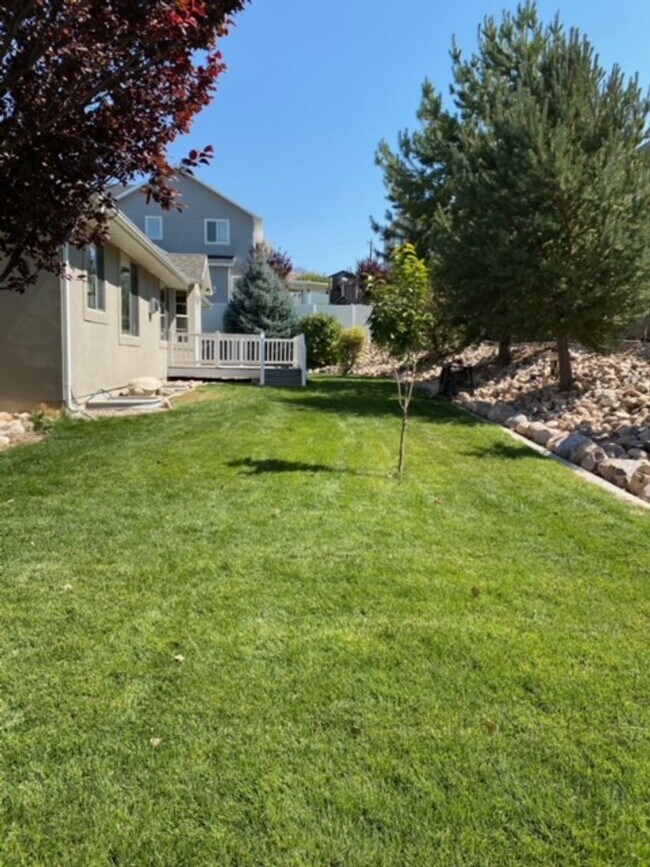 Building Photo - Payson Home