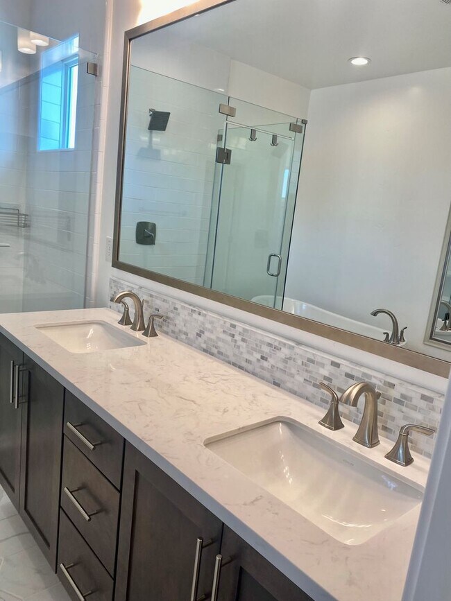 Building Photo - Wow! Custom Built Smart Home in Sutter Park - A Tim Lewis Community.