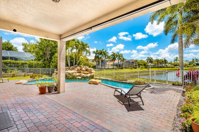 Building Photo - 4600 Mariners Cove Dr