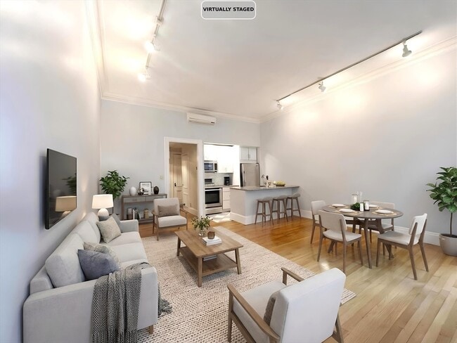 Building Photo - 86 Commonwealth Ave