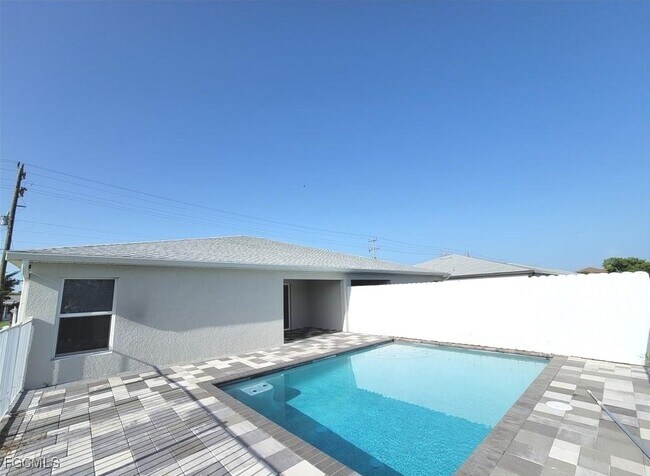 Building Photo - 309 SW 47th Terrace