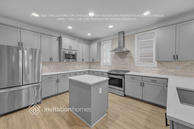 Building Photo - 246 Founders Ln