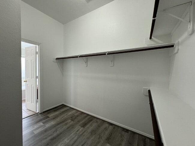 Building Photo - Enjoy living in this single story 3 bedroom+office that has a closet so it could be a 4th bedroom...