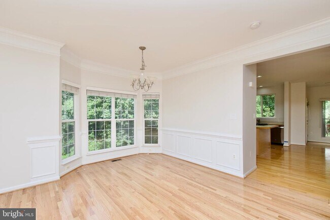 Building Photo - 8393 Jovin Cir