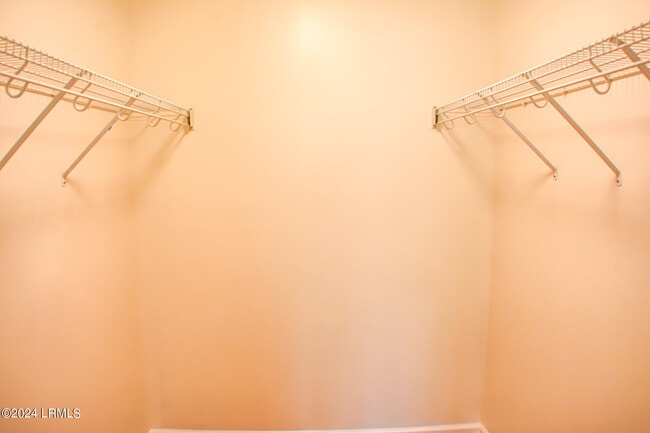 Building Photo - 43 Blue Haw Ct