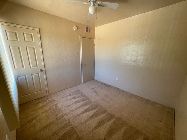 Building Photo - MOVE IN SPECIAL-500.00 OFF 1ST MONTHS RENT...