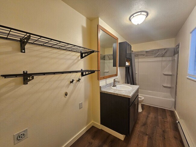 Building Photo - WYO2102