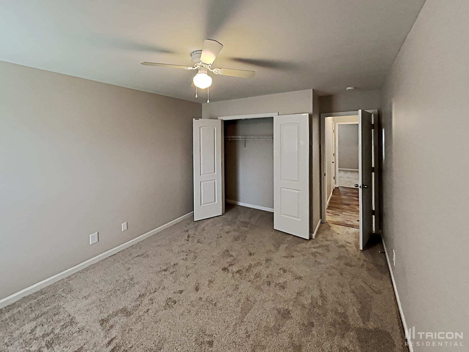 Building Photo - 7311 Village Acre Dr