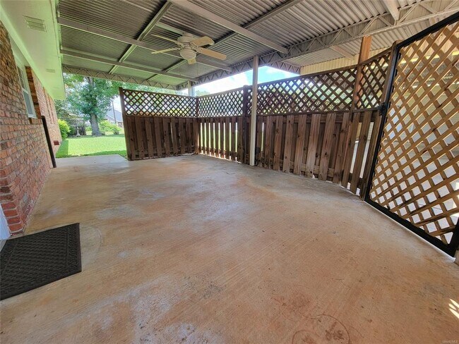 Building Photo - 8107 Pinto Ln